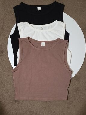 Women’s Sleeveless Cotton Crop Tank - Black, White, Taupe